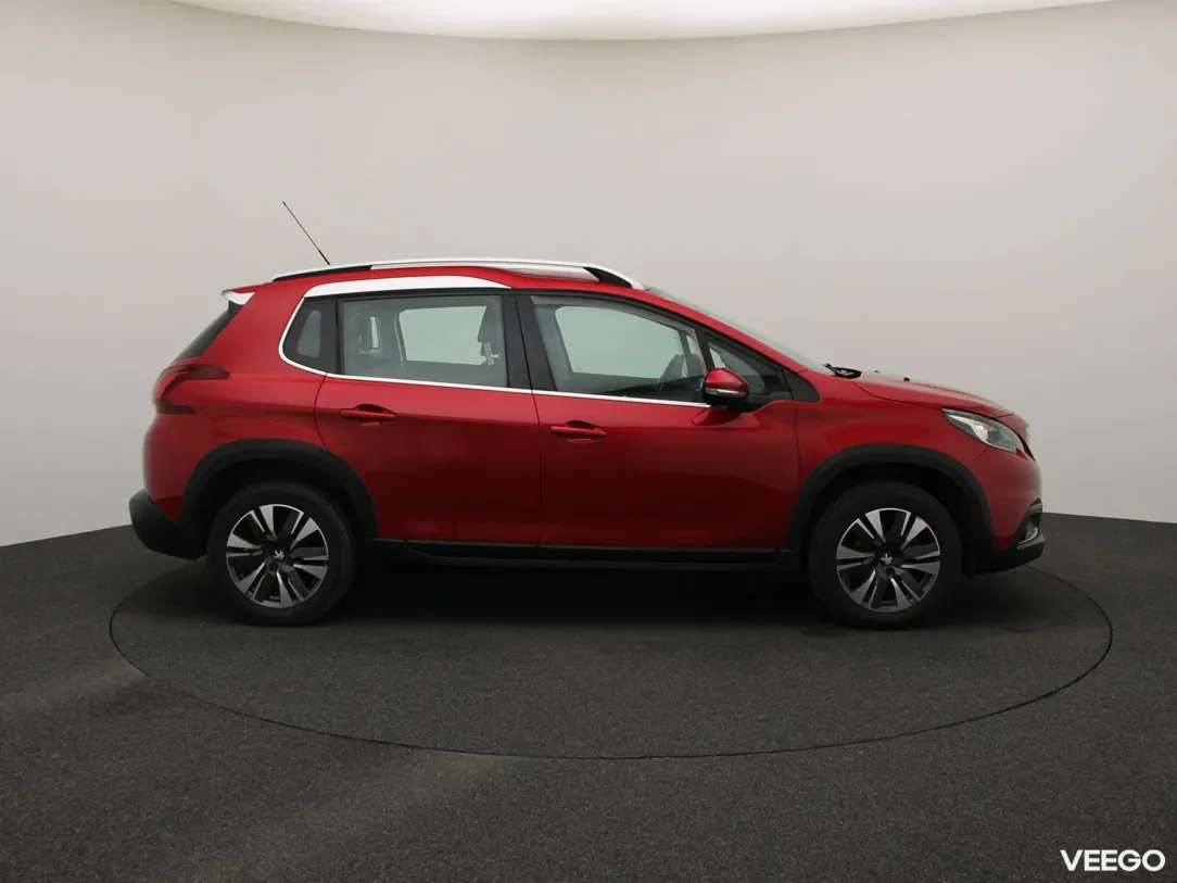 Peugeot 2008 1.2 96kW