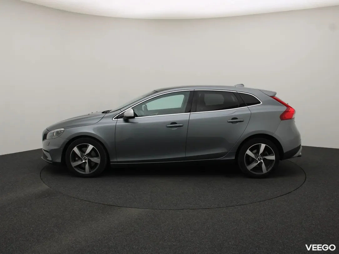 Volvo V40 2 140kW