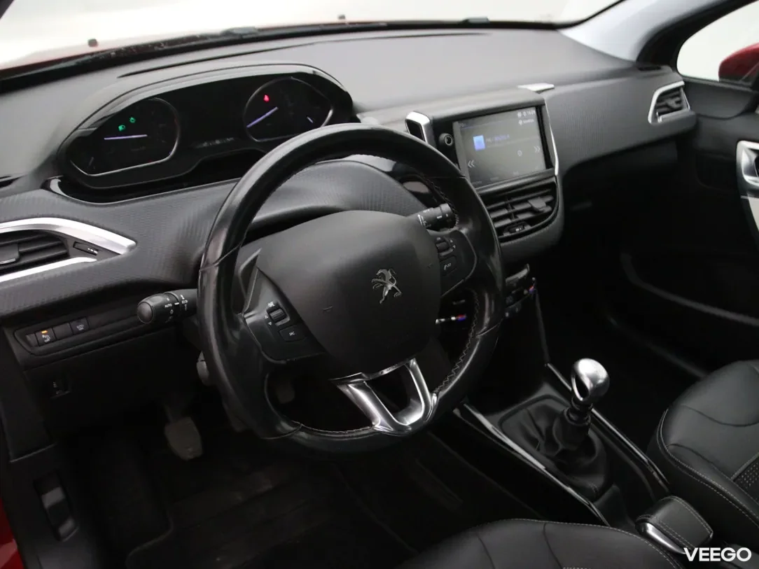 Peugeot 2008 1.2 96kW