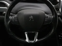 Peugeot 2008 1.2 96kW thumbnail