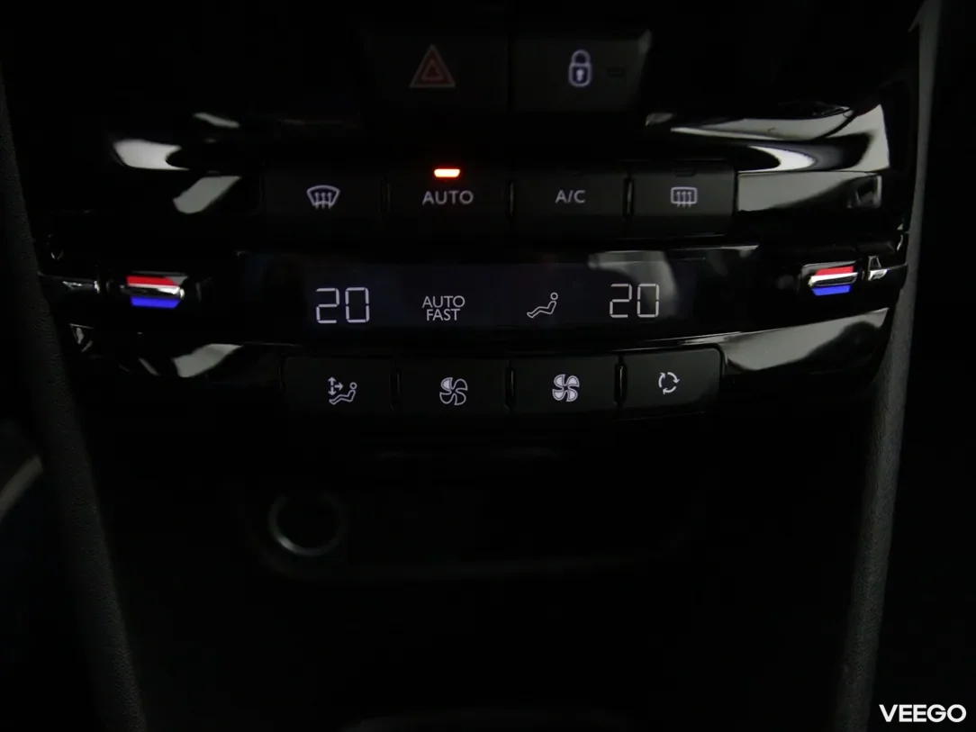 Peugeot 2008 1.2 96kW
