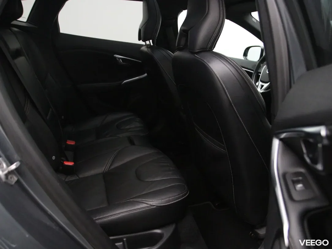 Volvo V40 2 140kW