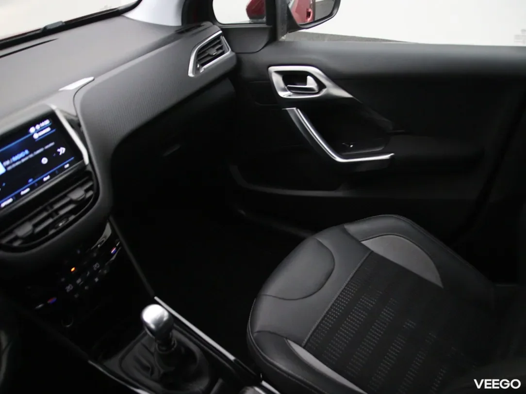 Peugeot 2008 1.2 96kW