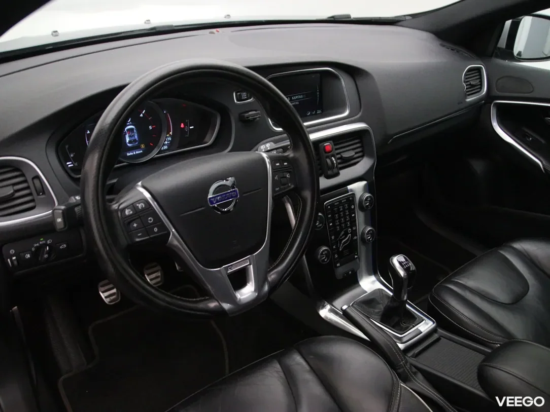 Volvo V40 2 140kW