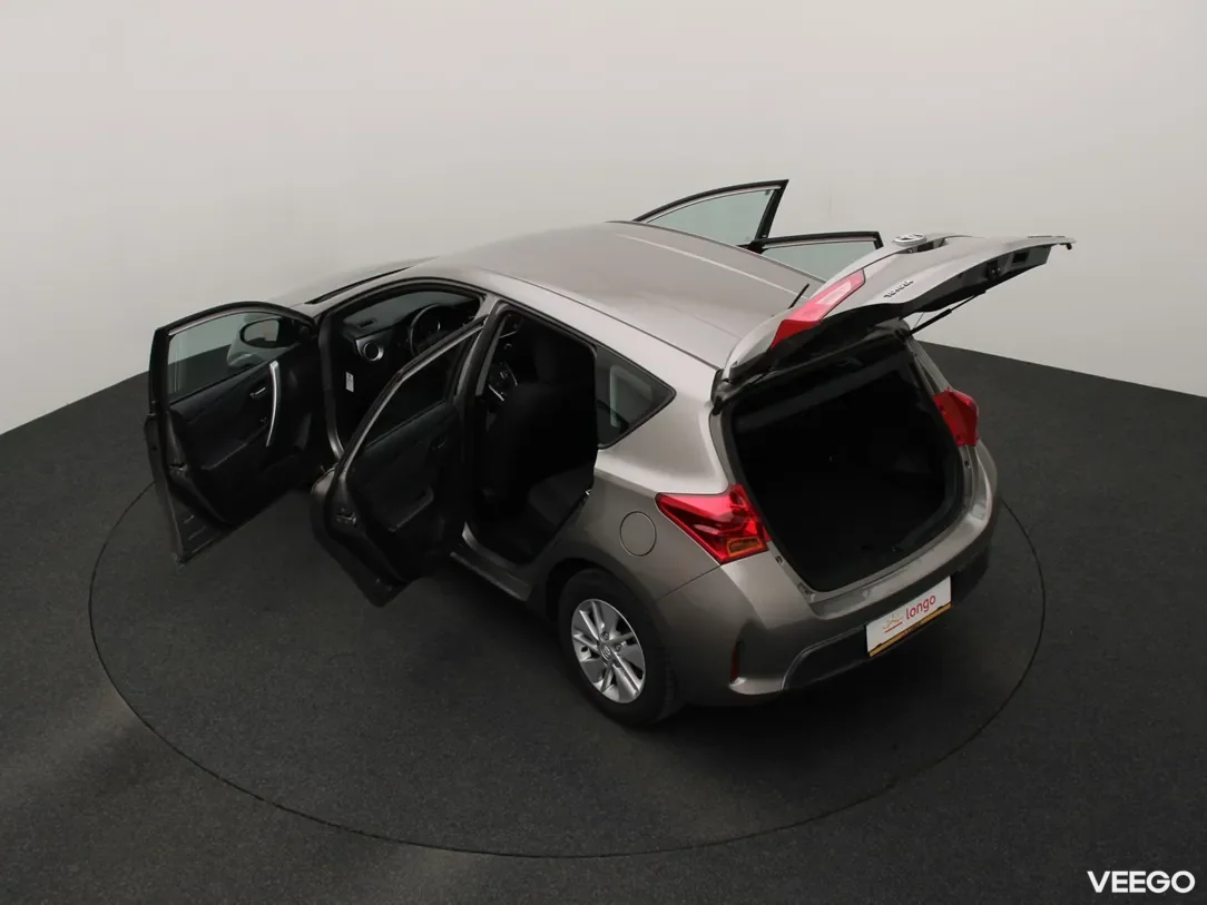 Toyota Auris 1.8 100kW