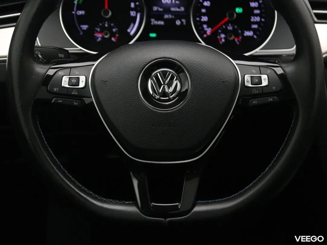 Volkswagen Passat 1.4 160kW