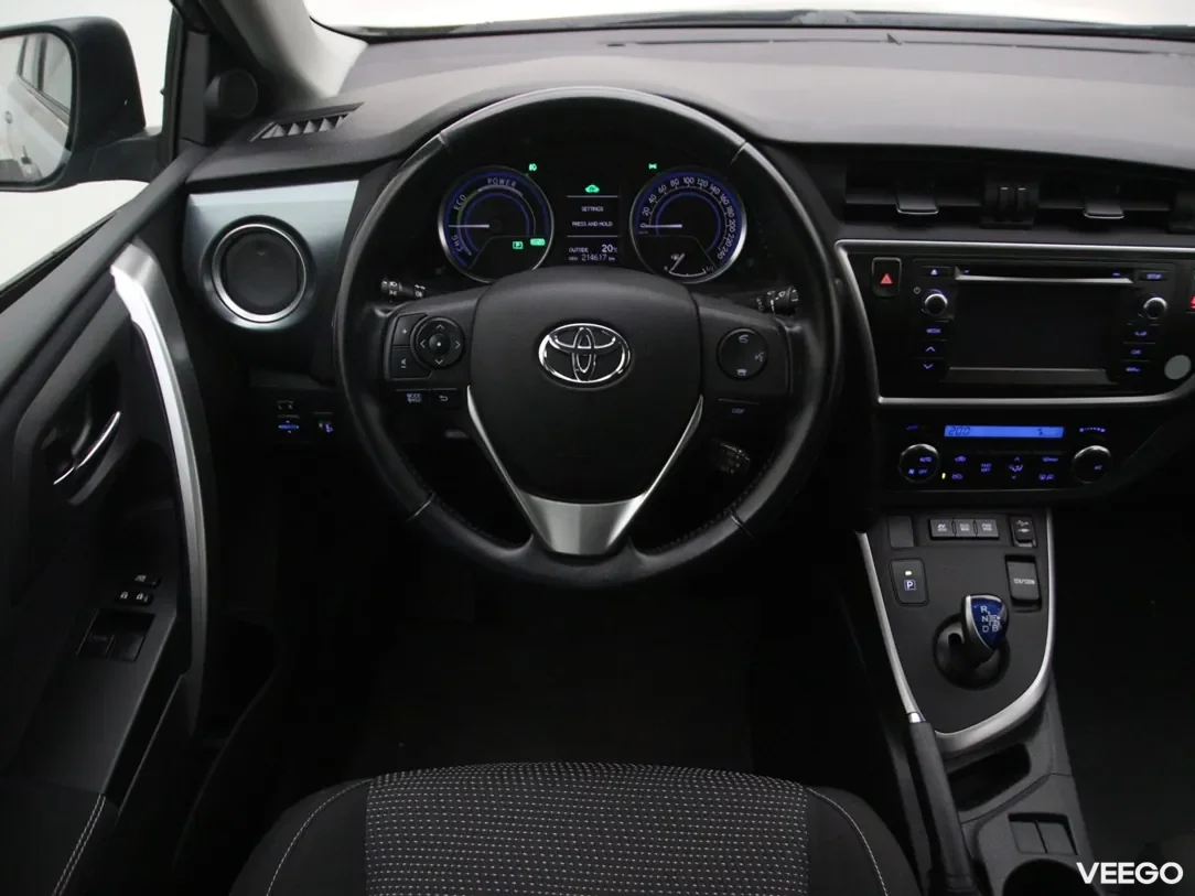 Toyota Auris 1.8 100kW