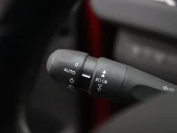 Peugeot 2008 1.2 96kW thumbnail