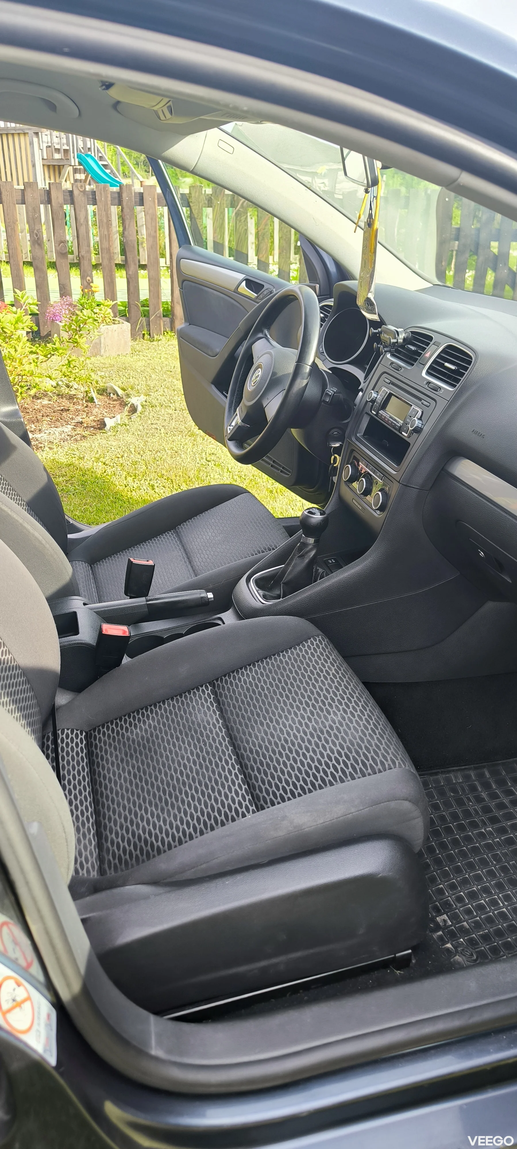 Volkswagen Golf 1.6 77kW