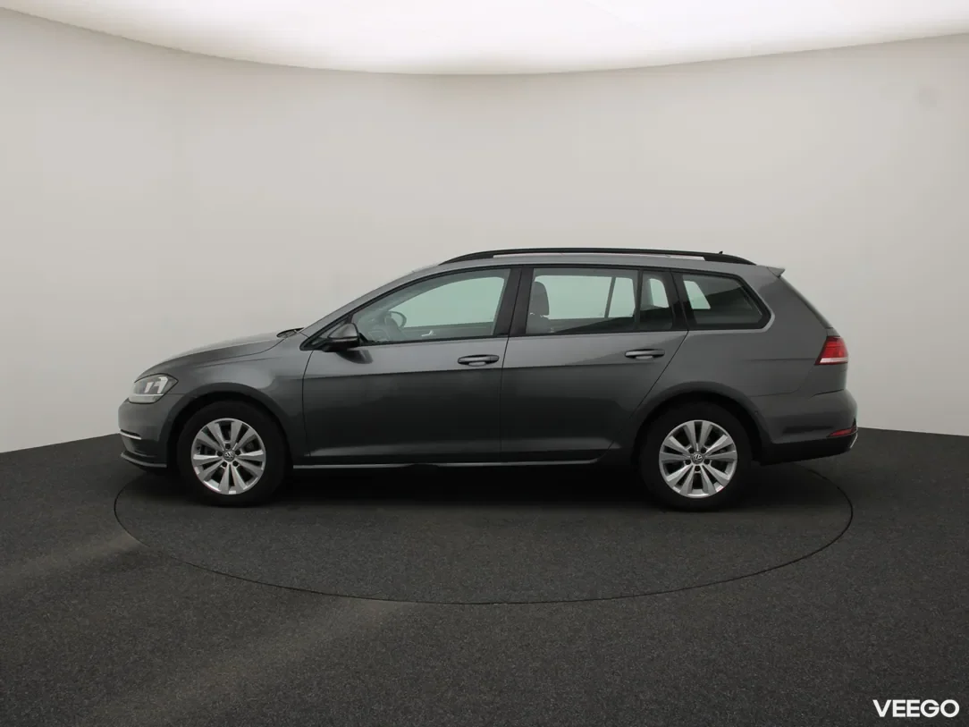 Volkswagen Golf 1.6 85kW
