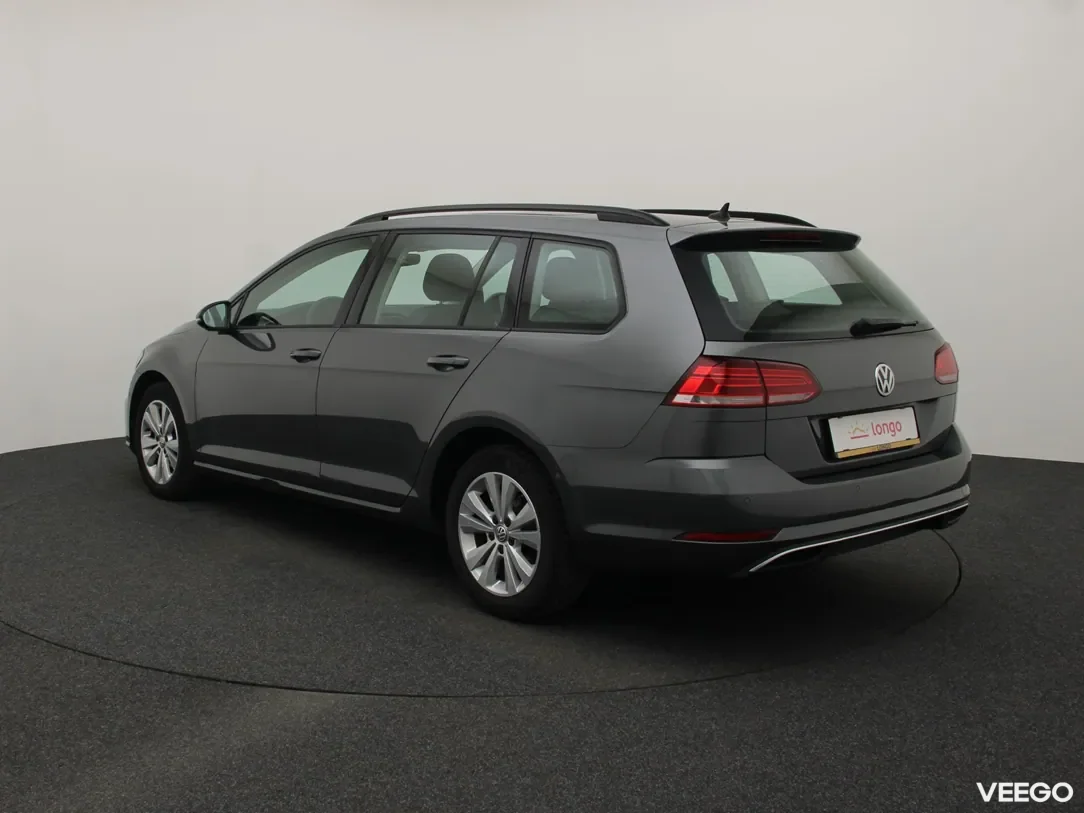 Volkswagen Golf 1.6 85kW