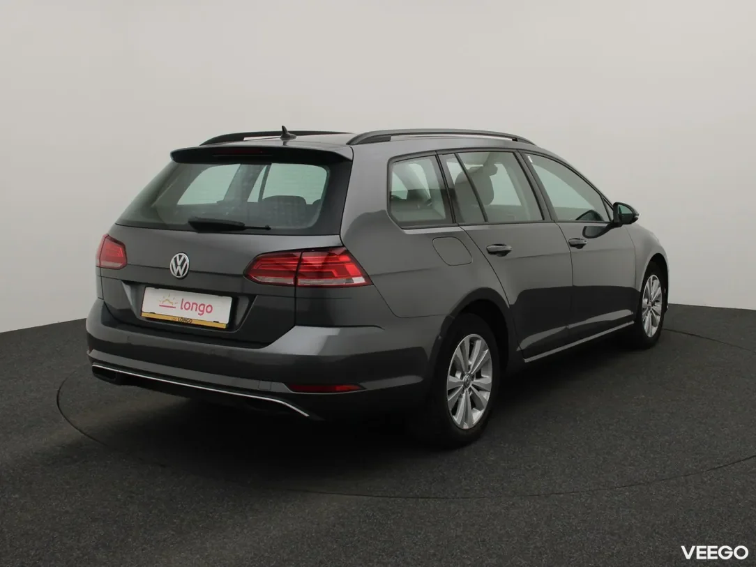 Volkswagen Golf 1.6 85kW