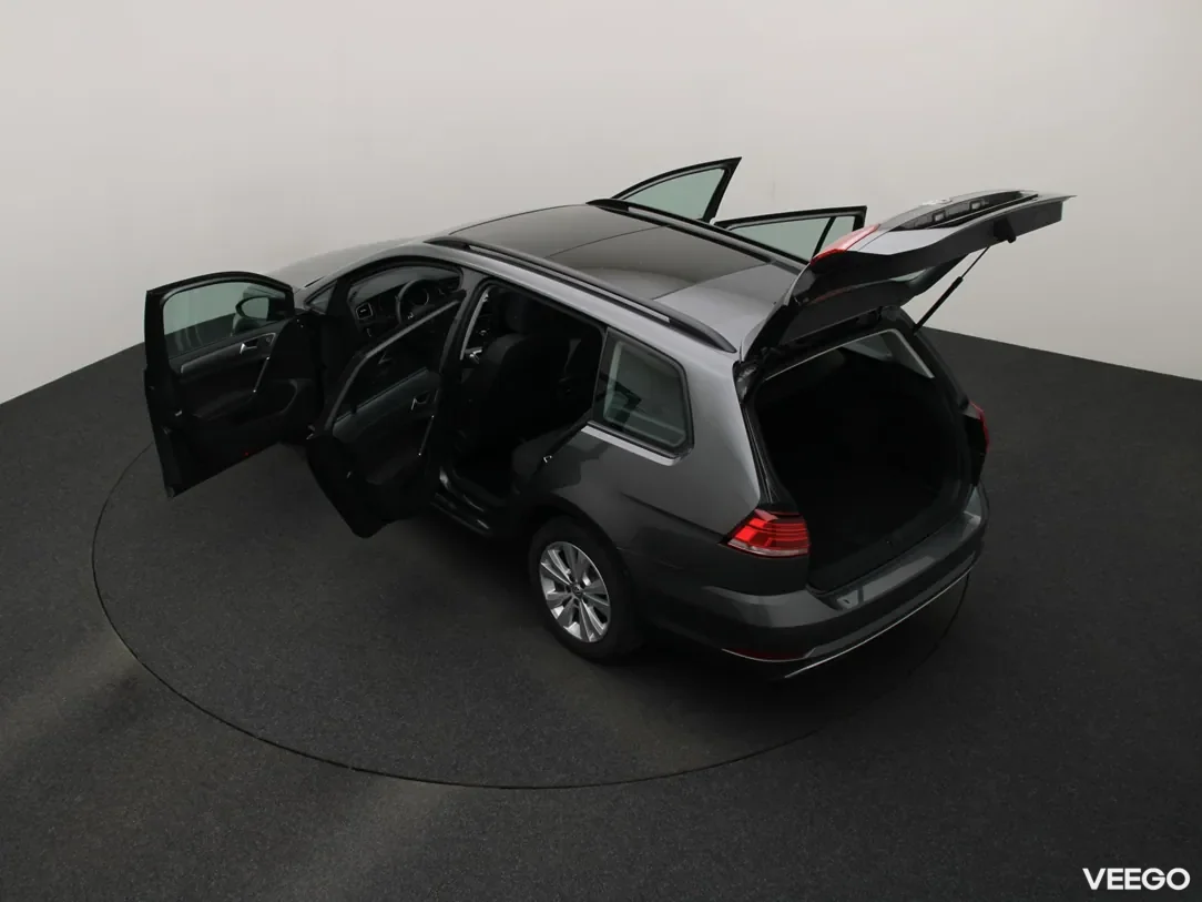 Volkswagen Golf 1.6 85kW