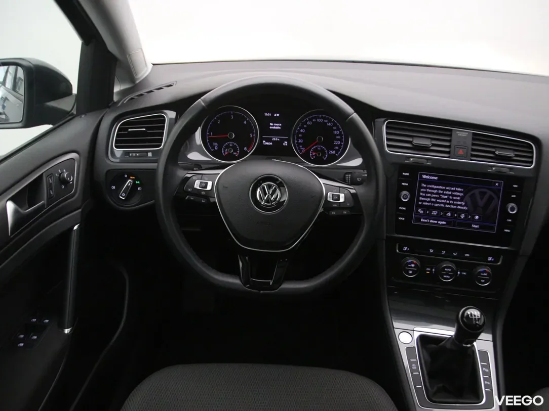 Volkswagen Golf 1.6 85kW