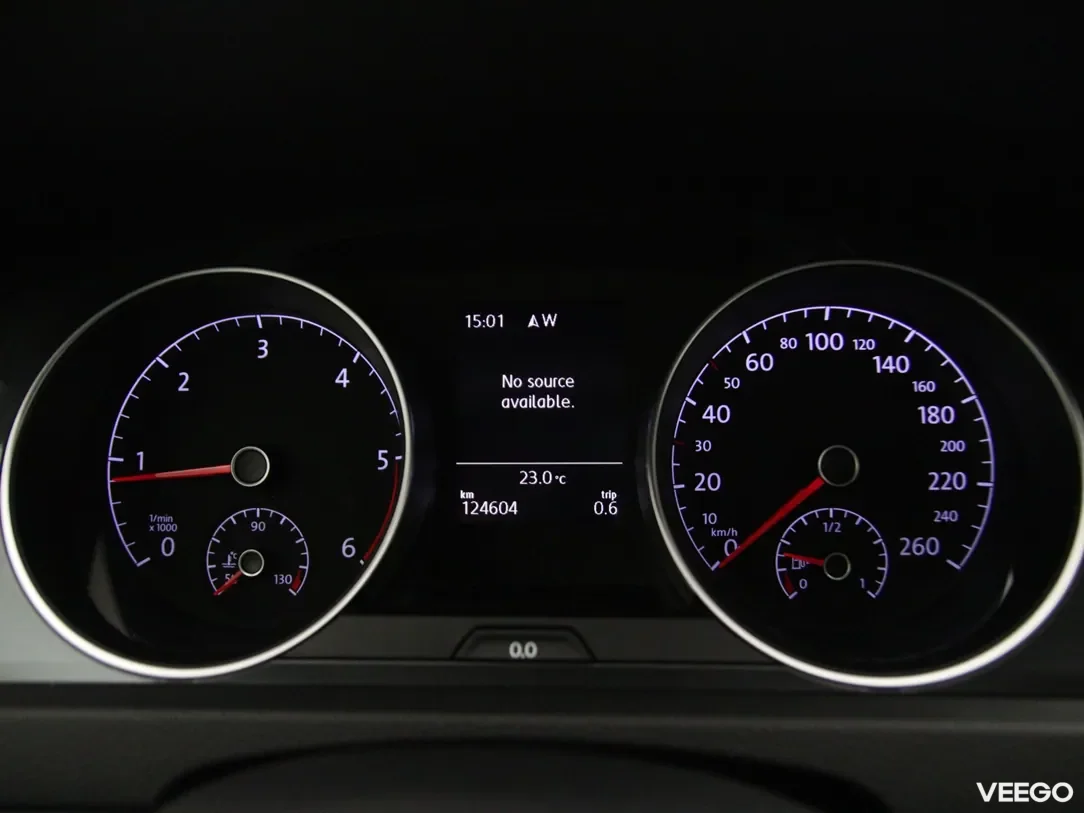 Volkswagen Golf 1.6 85kW