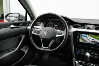 Volkswagen Passat 110kW thumbnail