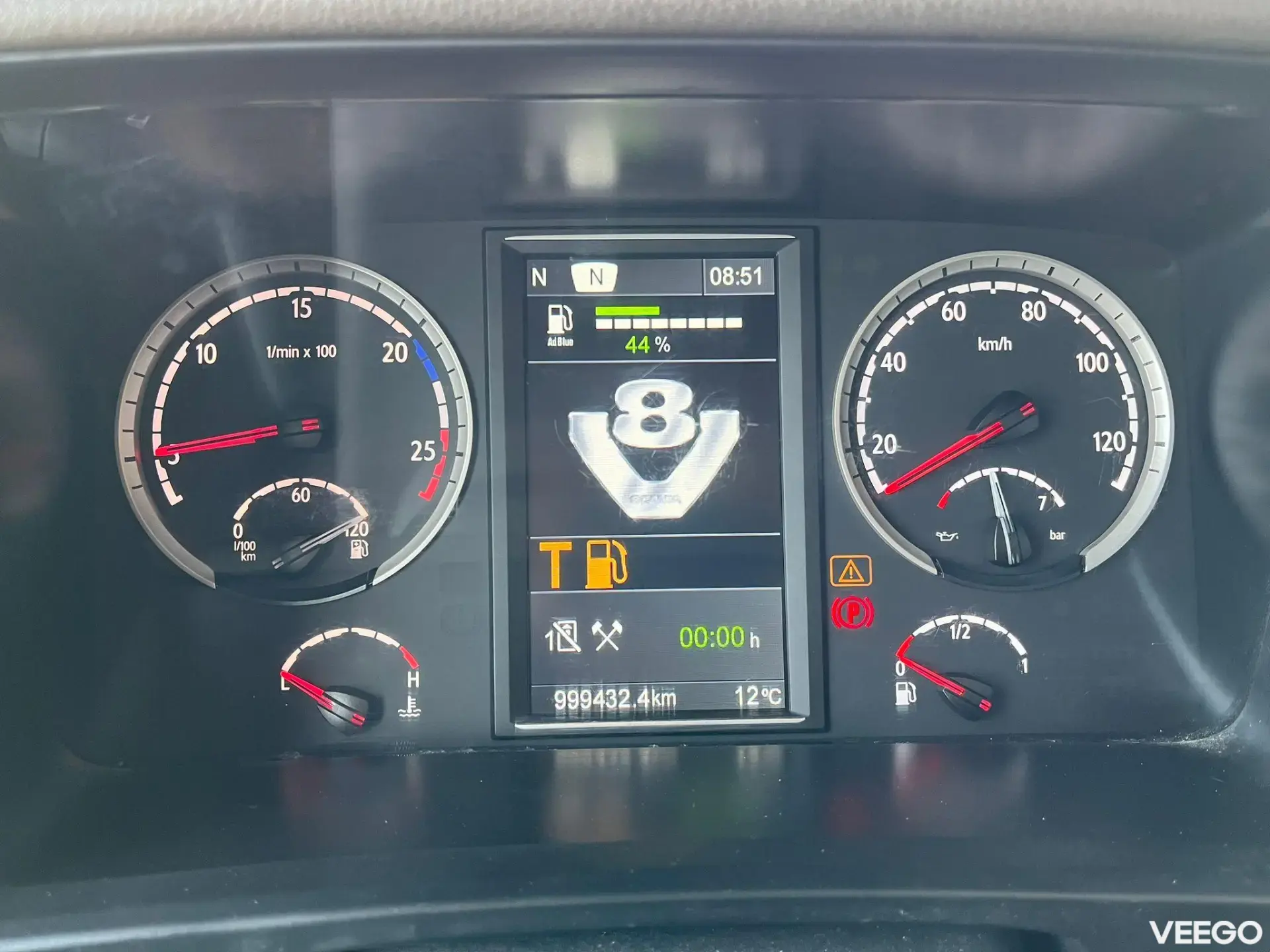 SCANIA R560 CUSTOM INTERIOR 412kW