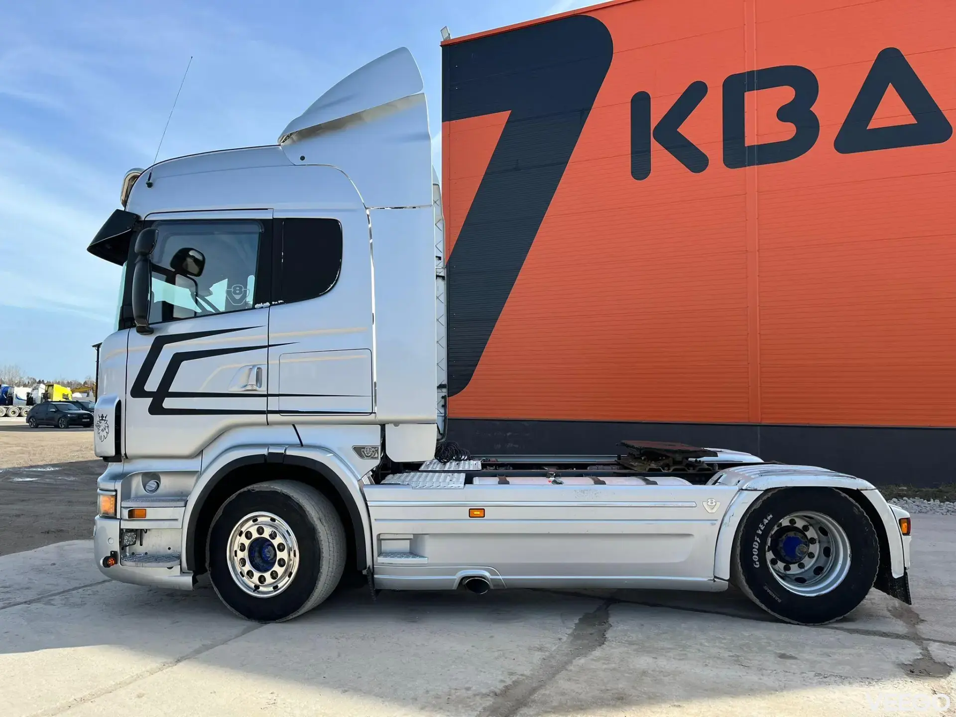 SCANIA R560 CUSTOM INTERIOR 412kW