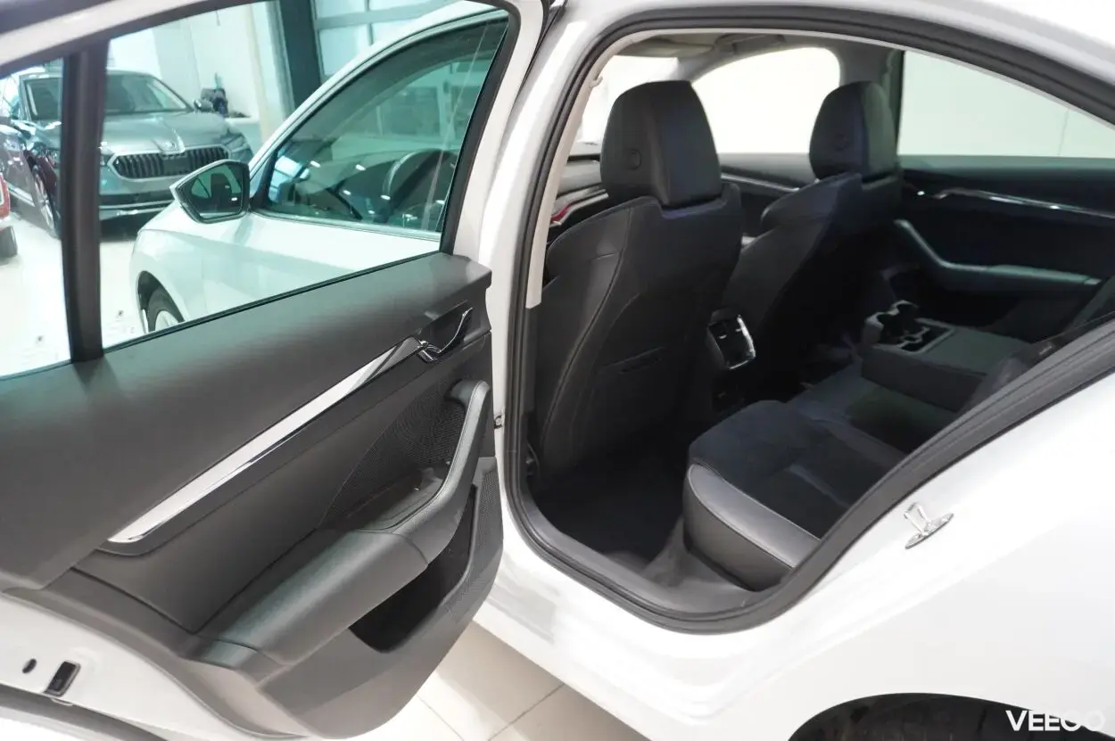 Skoda Octavia ELEGANCE G-TEC 1.5 96kW
