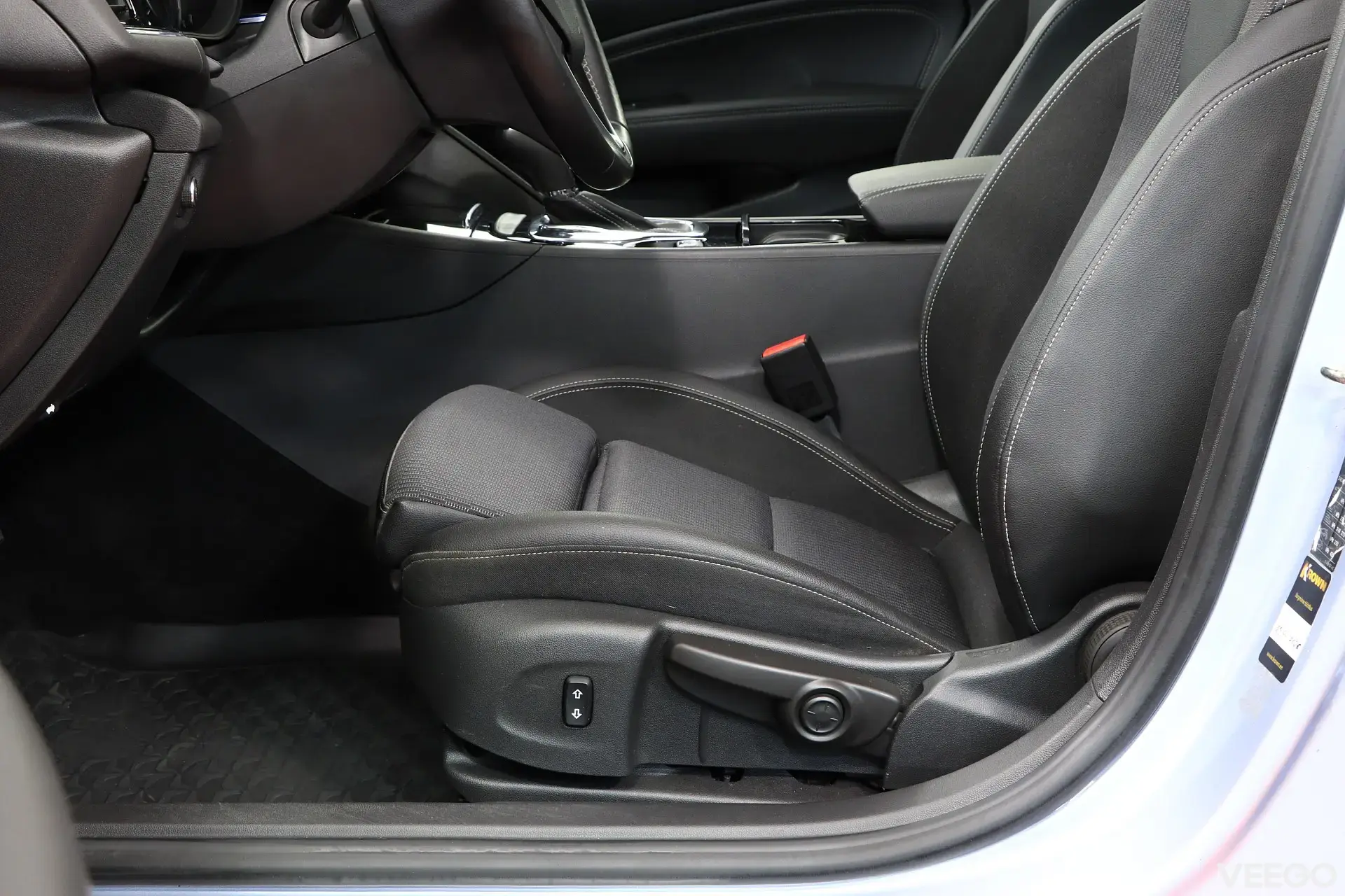 Opel Insignia 1.6 100kW