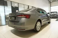 Skoda Octavia HB SELECTION 1.5 110kW thumbnail