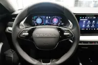 Skoda Octavia HB SELECTION 1.5 110kW thumbnail