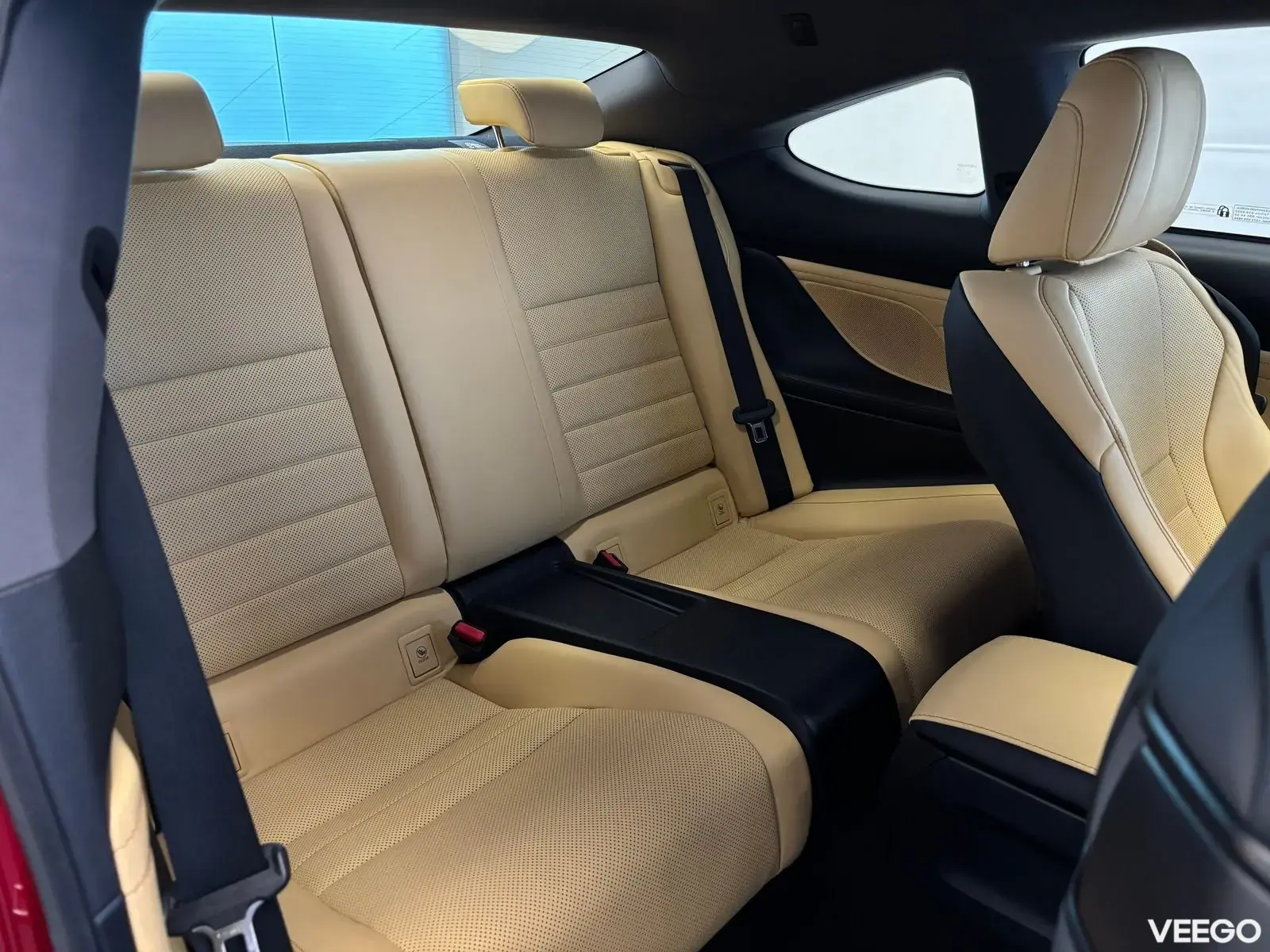Lexus RC 300h - 133kW