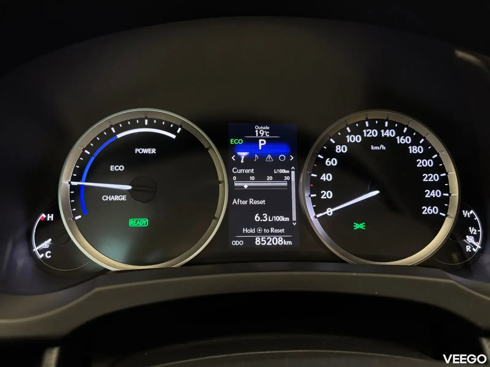 Lexus RC 300h - 133kW