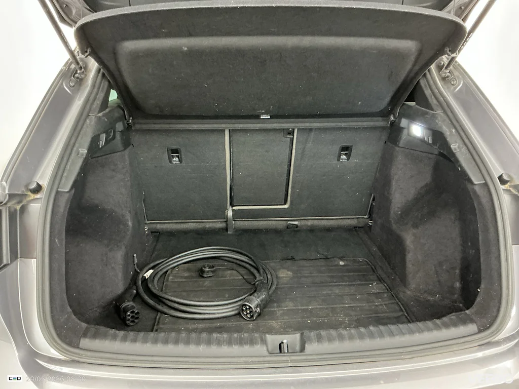 Audi Q4 e-tron S-LINE 4WD 220kW