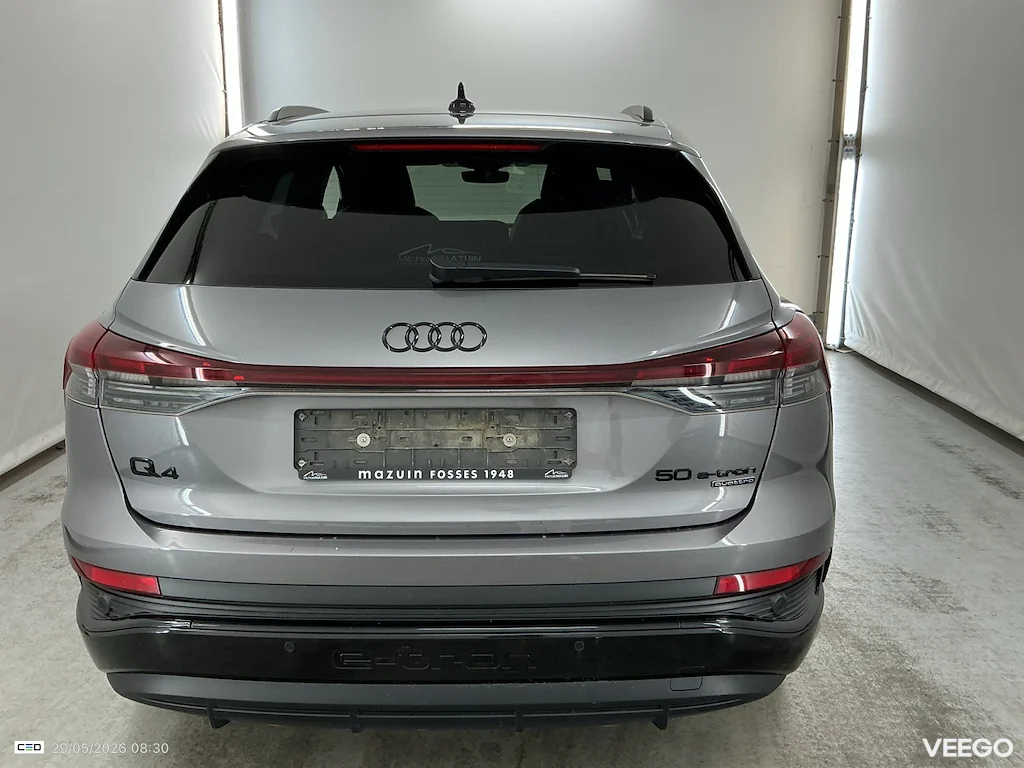 Audi Q4 e-tron S-LINE 4WD 220kW