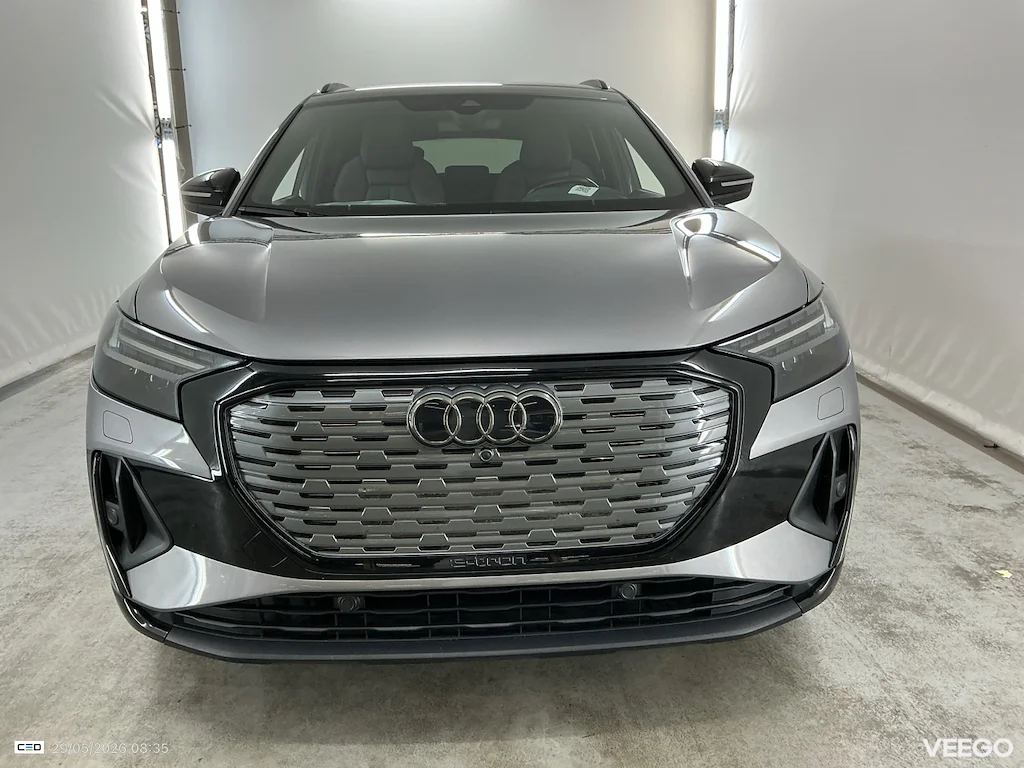 Audi Q4 e-tron S-LINE 4WD 220kW