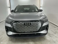 Audi Q4 e-tron S-LINE 4WD 220kW thumbnail