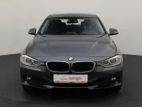 BMW 320 1.6 125kW thumbnail