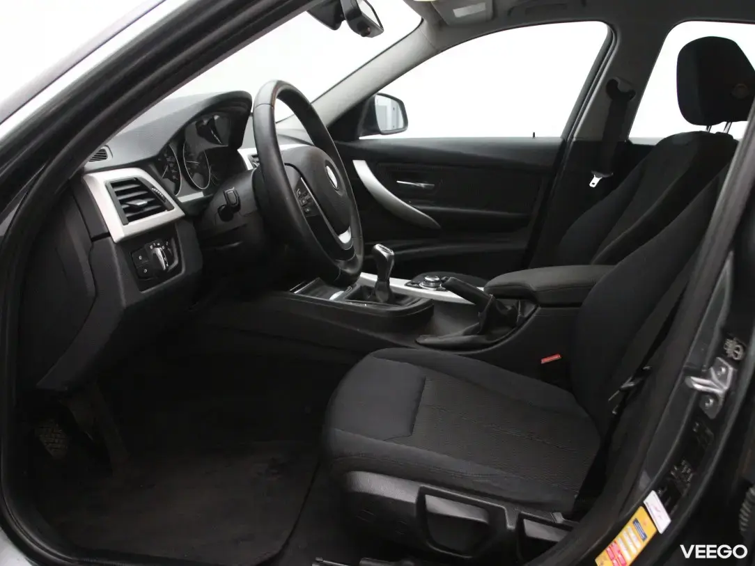 BMW 320 1.6 125kW