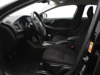 Volvo V40 2 88kW thumbnail