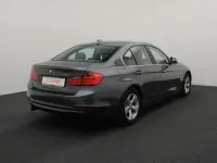 BMW 320 1.6 125kW thumbnail