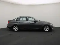 BMW 320 1.6 125kW thumbnail
