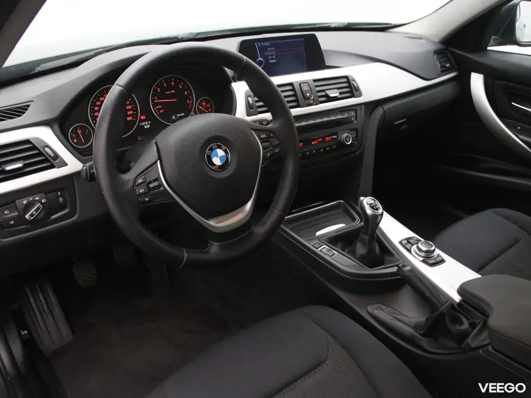 BMW 320 1.6 125kW