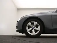 BMW 320 1.6 125kW thumbnail
