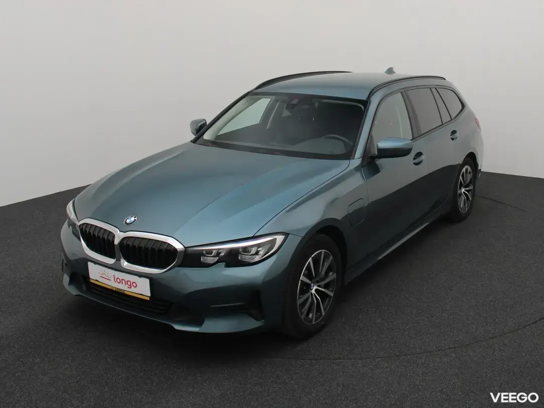 BMW 330 2 135kW