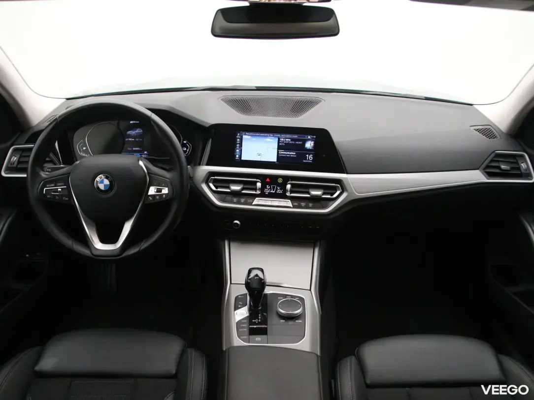 BMW 330 2 135kW