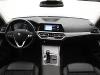BMW 330 2 135kW thumbnail