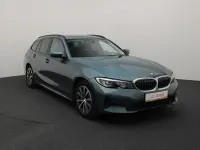 BMW 330 2 135kW thumbnail