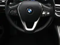 BMW 330 2 135kW thumbnail