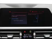 BMW 330 2 135kW thumbnail