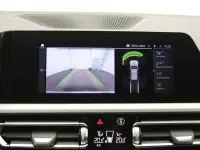 BMW 330 2 135kW thumbnail