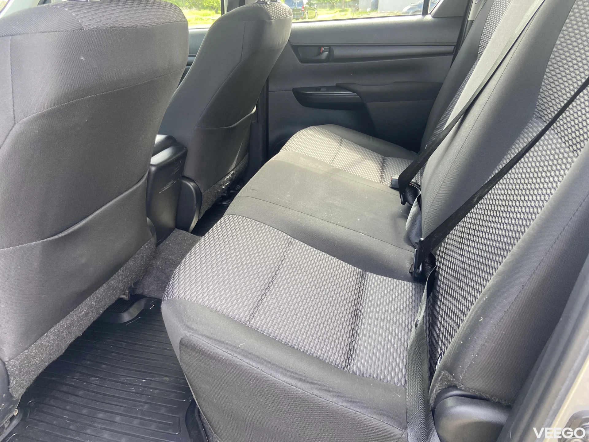 Toyota Hilux 2.4 110kW
