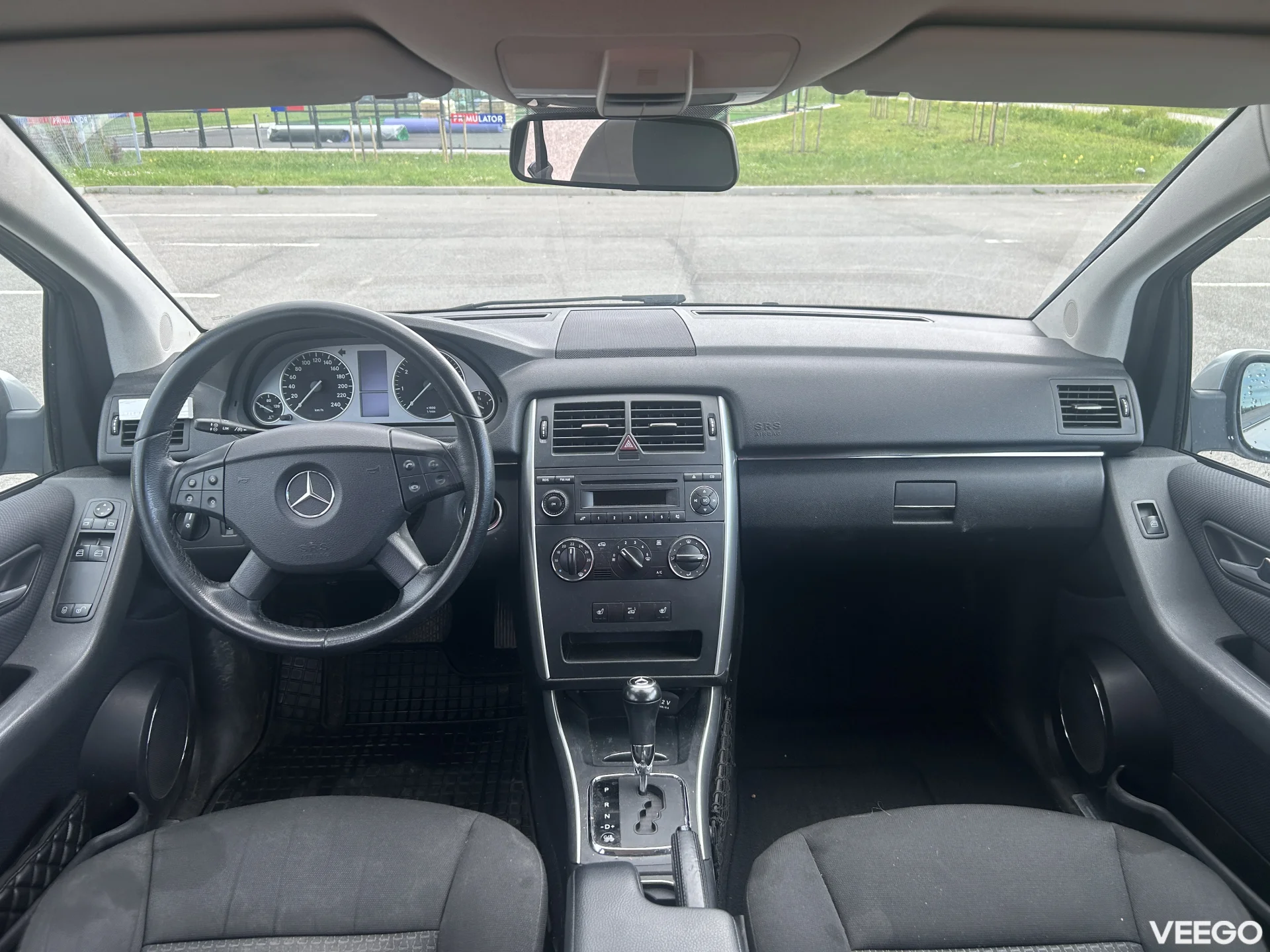 Mercedes-Benz B180 1.7 85kW