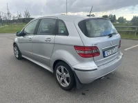 Mercedes-Benz B180 1.7 85kW thumbnail