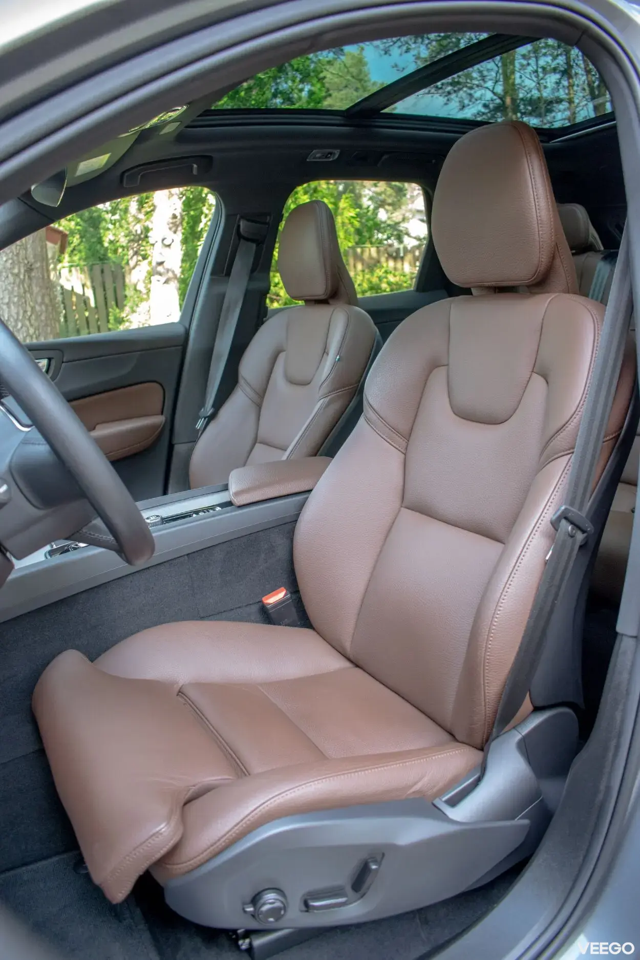 Volvo XC60 PHEV Intelli PRO Xenium Wntr 2 251kW
